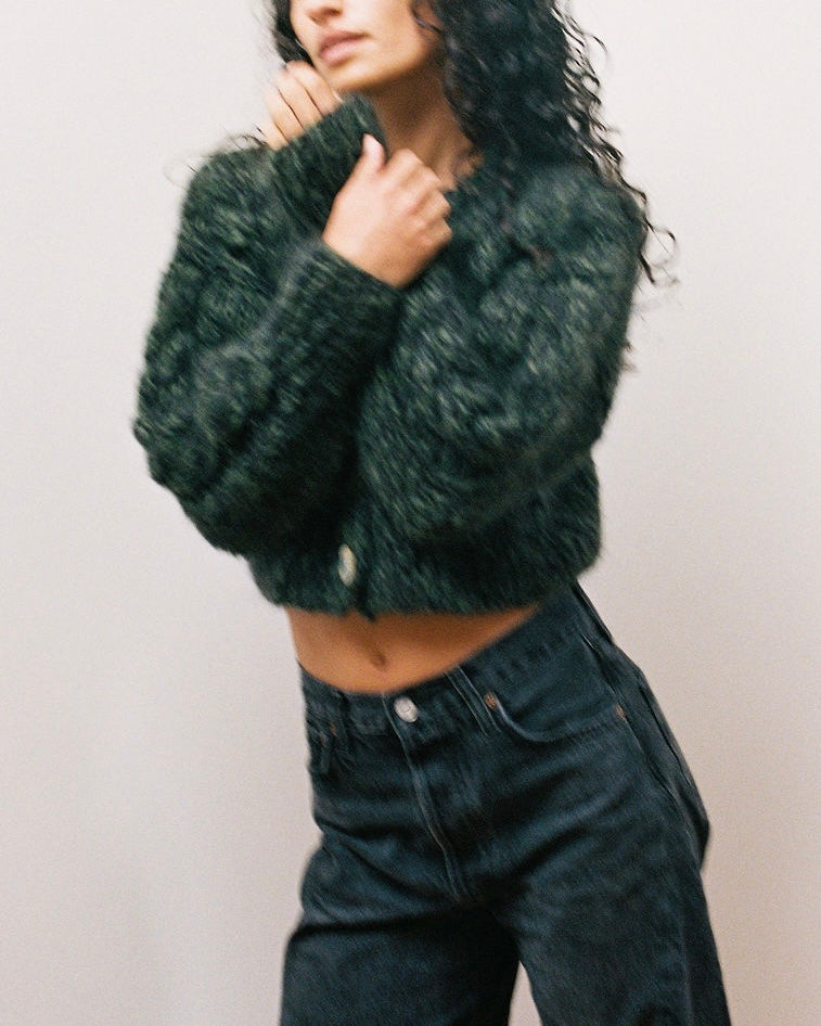 Frisson | Francesca Cardi | Black Moss – Dominique Healy