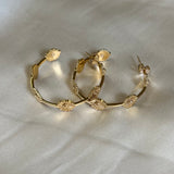 WREATH HOOPS | GOLD