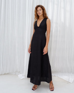 
            
                Load image into Gallery viewer, NEXT LIFE TIME DRESS | BLACK LINEN
            
        