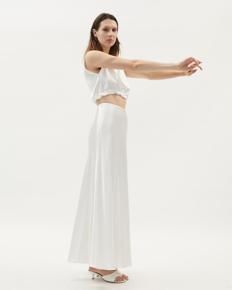 
            
                Load image into Gallery viewer, Wray Skirt / Heavy Silk Crepe Satin (exclusive)
            
        