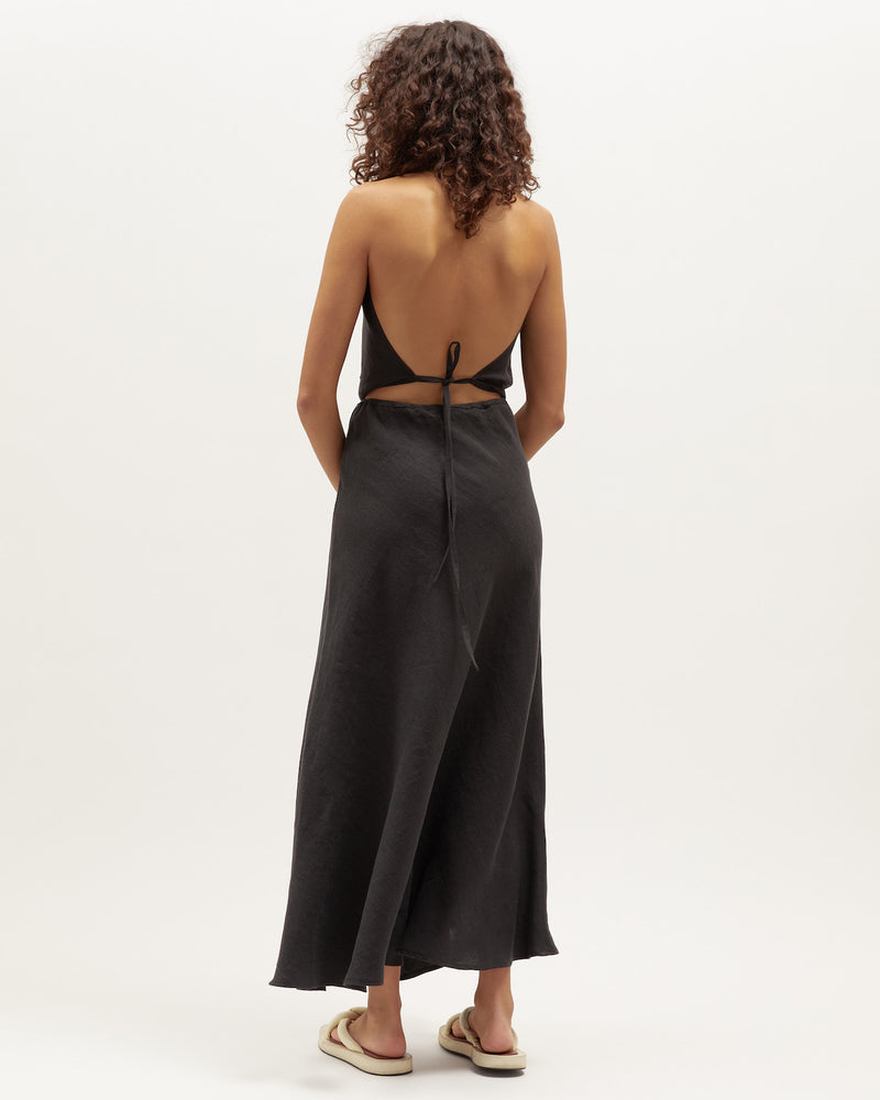 
            
                Load image into Gallery viewer, WRAY SKIRT | BLACK WASHED LINEN
            
        