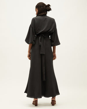 
            
                Load image into Gallery viewer, Wray Skirt - Sandwash Silk (exclusive)
            
        