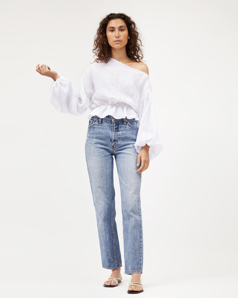 
            
                Load image into Gallery viewer, ANNA FRILL BLOUSE | WHITE LINEN
            
        