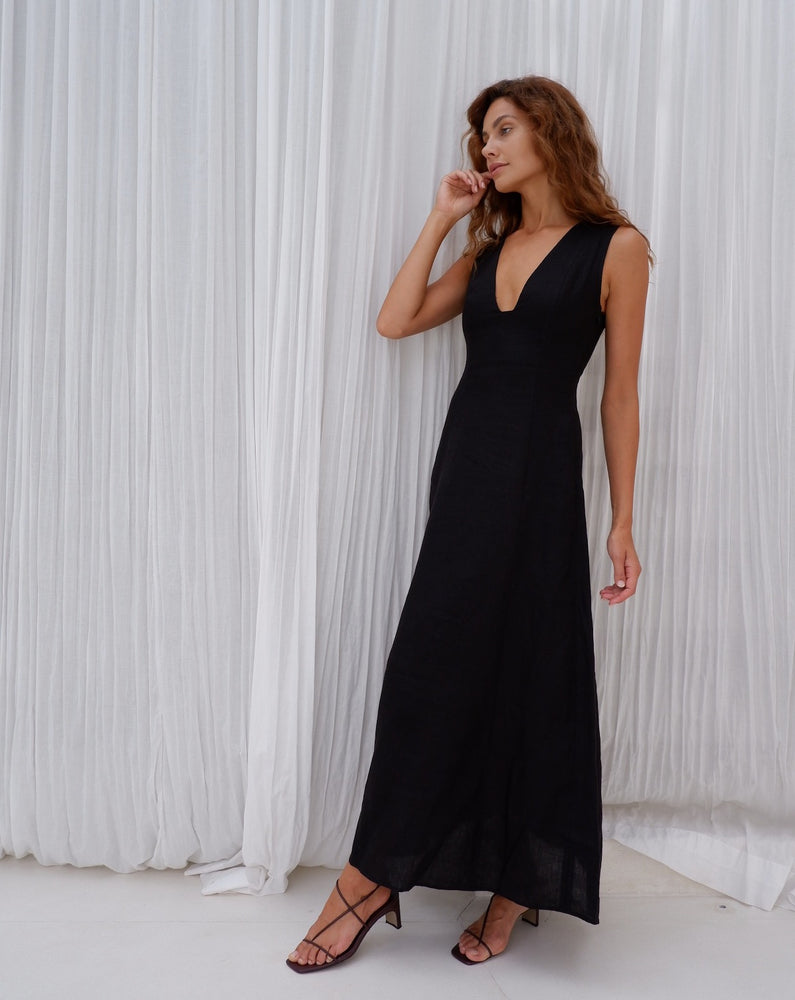 
            
                Load image into Gallery viewer, NEXT LIFE TIME DRESS | BLACK LINEN
            
        